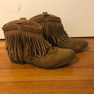 Brown Cowgirl Booties with Fringe